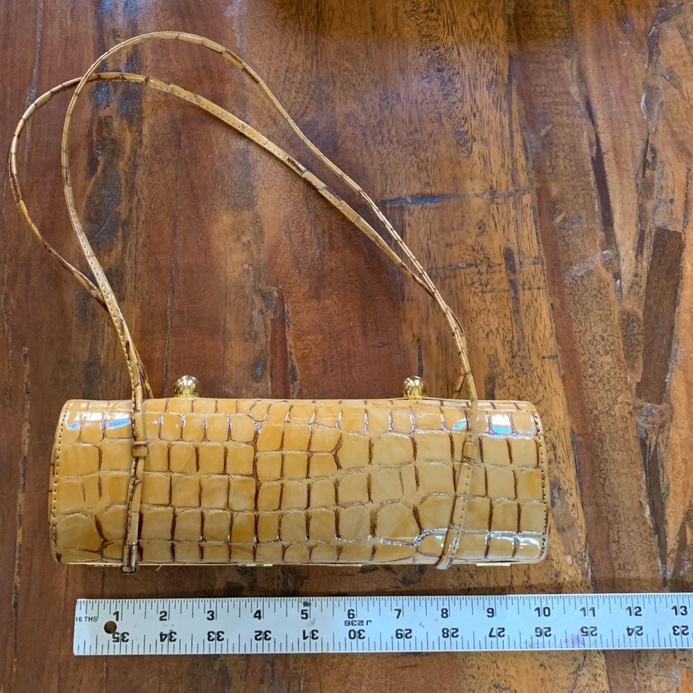 Purse - Picture 6 of 8